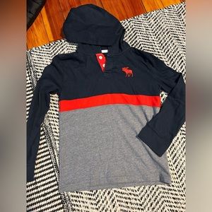 Long sleeve hoodie T-shirt